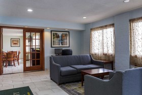Quality Inn Sycamore - DeKalb