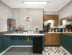 Super 8 by Wyndham Taylorville IL