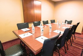 La Quinta Inn & Suites by Wyndham Chicago Tinley Park