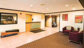 La Quinta Inn & Suites by Wyndham Chicago Tinley Park