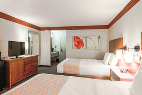 La Quinta Inn & Suites by Wyndham Chicago Tinley Park