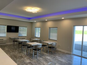 Days Inn by Wyndham Troy IL