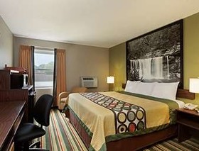 Super 8 by Wyndham Tuscola