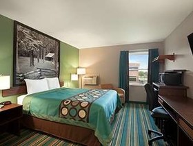 Super 8 by Wyndham Tuscola