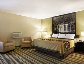 Super 8 by Wyndham Tuscola