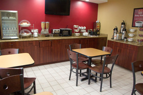 Howard Johnson by Wyndham Urbana
