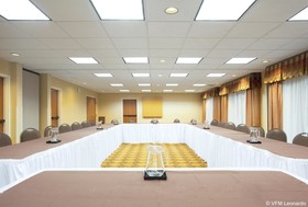 Holiday Inn Express Chicago NW - Vernon Hills