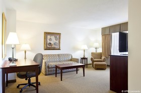 Holiday Inn Express Chicago NW - Vernon Hills