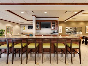 Hilton Garden Inn Naperville/Warrenville
