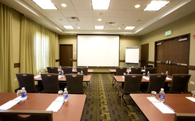 Hyatt House Chicago/Naperville/Warrenville