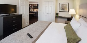 Sonesta Simply Suites Chicago Naperville