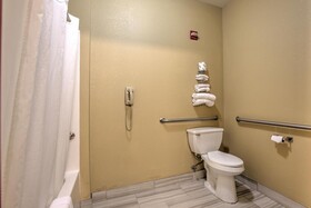 Super 8 by Wyndham Waterloo