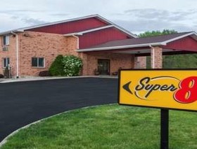 Super 8 by Wyndham Watseka