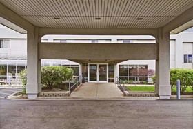 Americas Best Value Inn & Suites-waukegan/gurnee