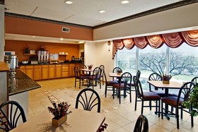 Americas Best Value Inn & Suites-waukegan/gurnee