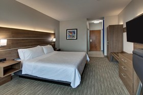 Holiday Inn Express & Suites Chicago North-Waukegan-Gurnee