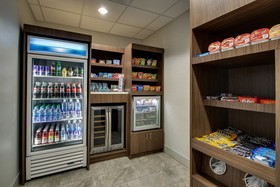 Holiday Inn Express & Suites Chicago North-Waukegan-Gurnee