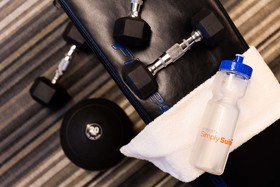 Sonesta Simply Suites Chicago Waukegan