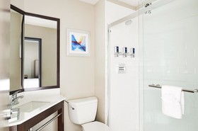 Four Points by Sheraton Chicago Westchester Oak Brook
