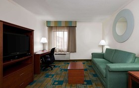 La Quinta Inn by Wyndham Chicago Willowbrook