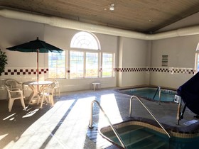 Holiday Inn Express & Suites Zion