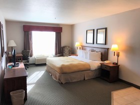 Holiday Inn Express & Suites Zion
