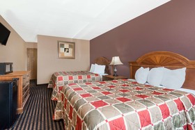 Days Inn by Wyndham Anderson IN