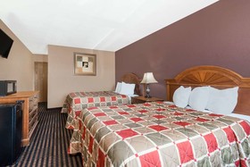 Days Inn by Wyndham Anderson IN