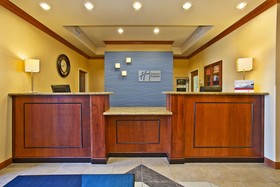 Holiday Inn Express Hotel & Suites Anderson