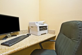 Holiday Inn Express Hotel & Suites Anderson
