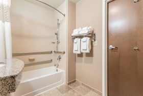 Hampton Inn Auburn