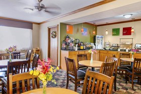 Quality Inn I-74 Betesville