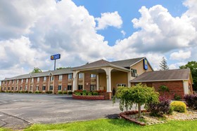 Quality Inn I-74 Betesville