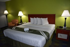 Quality Inn Bedford