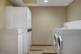 Candlewood Suites Bloomington