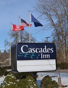 Cascades Inn