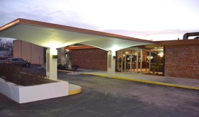 Cascades Inn