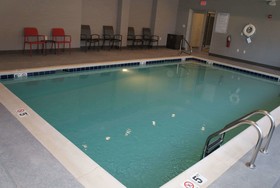 La Quinta Inn & Suites by Wyndham Bloomington