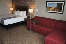 La Quinta Inn & Suites by Wyndham Bloomington
