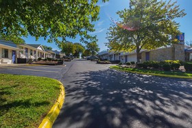 Motel 6 Bloomington
