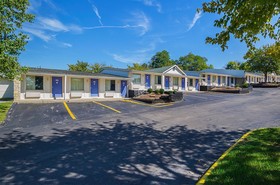 Motel 6 Bloomington