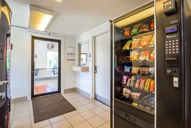 Motel 6 Bloomington