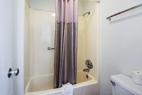 Motel 6 Bloomington