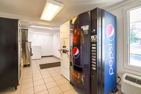 Motel 6 Bloomington