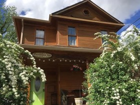 Persimmon Inn