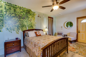 Persimmon Inn