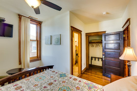 Persimmon Inn