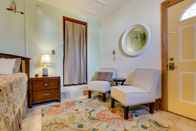 Persimmon Inn