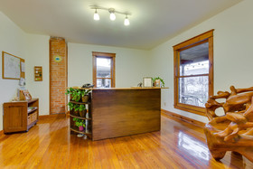 Persimmon Inn