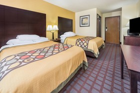 Super 8 by Wyndham Bloomington